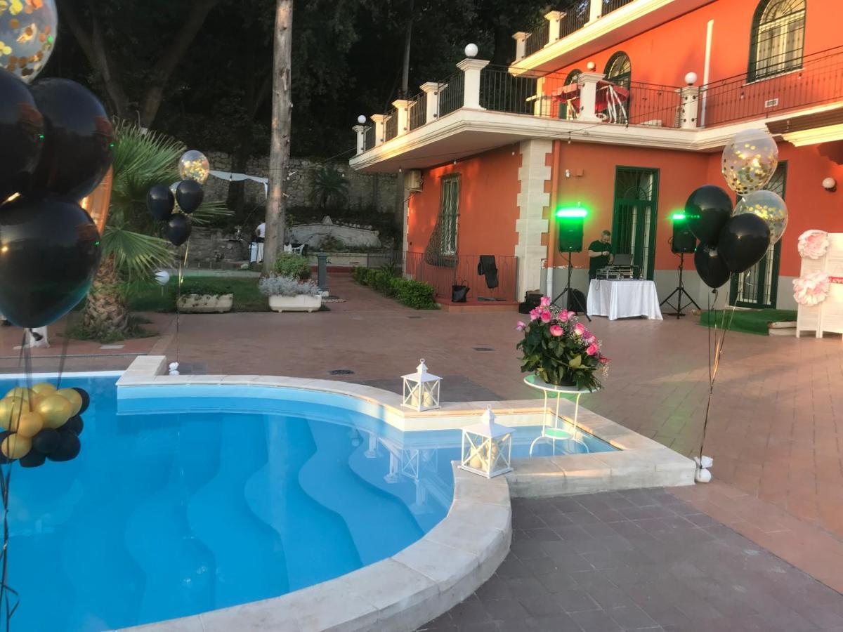 Kozak Village Suite Казерта Екстер'єр фото